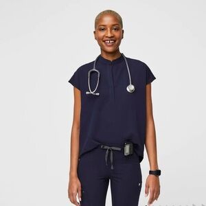 NWT FIGS | Rafaela Oversized Scrub Top (Navy)